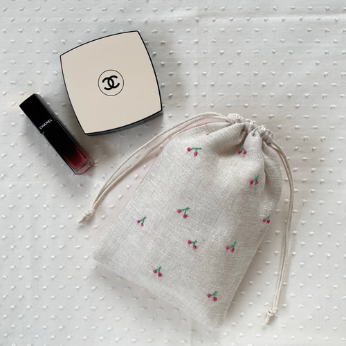 専用★ラスト✳︎ハンドメイド✳︎ 巾着　リネン生地　さくらんぼ刺繍 専用☆ラスト✳︎ハンドメイド✳︎ 巾着 リネン生地 さくらんぼ刺繍