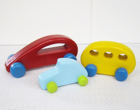 木製の車（大）　木のおもちゃ・動くおもちゃ・インテリア 5枚目の画像