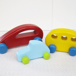 木製の車（中）　木のおもちゃ・動くおもちゃ・インテリア 5枚目の画像