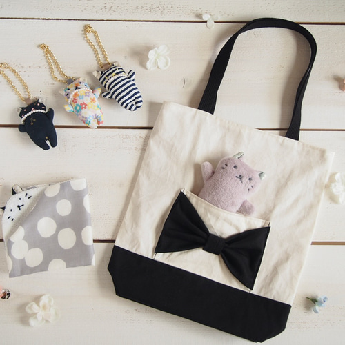 ギフトにも♪お楽しみねこ袋 4点セット（リボントートバッグ、ハンカチ