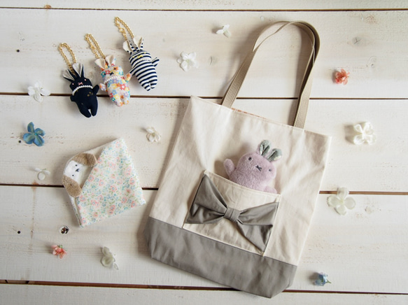 ギフトにも♪お楽しみうさぎ袋 4点セット（リボントートバッグ