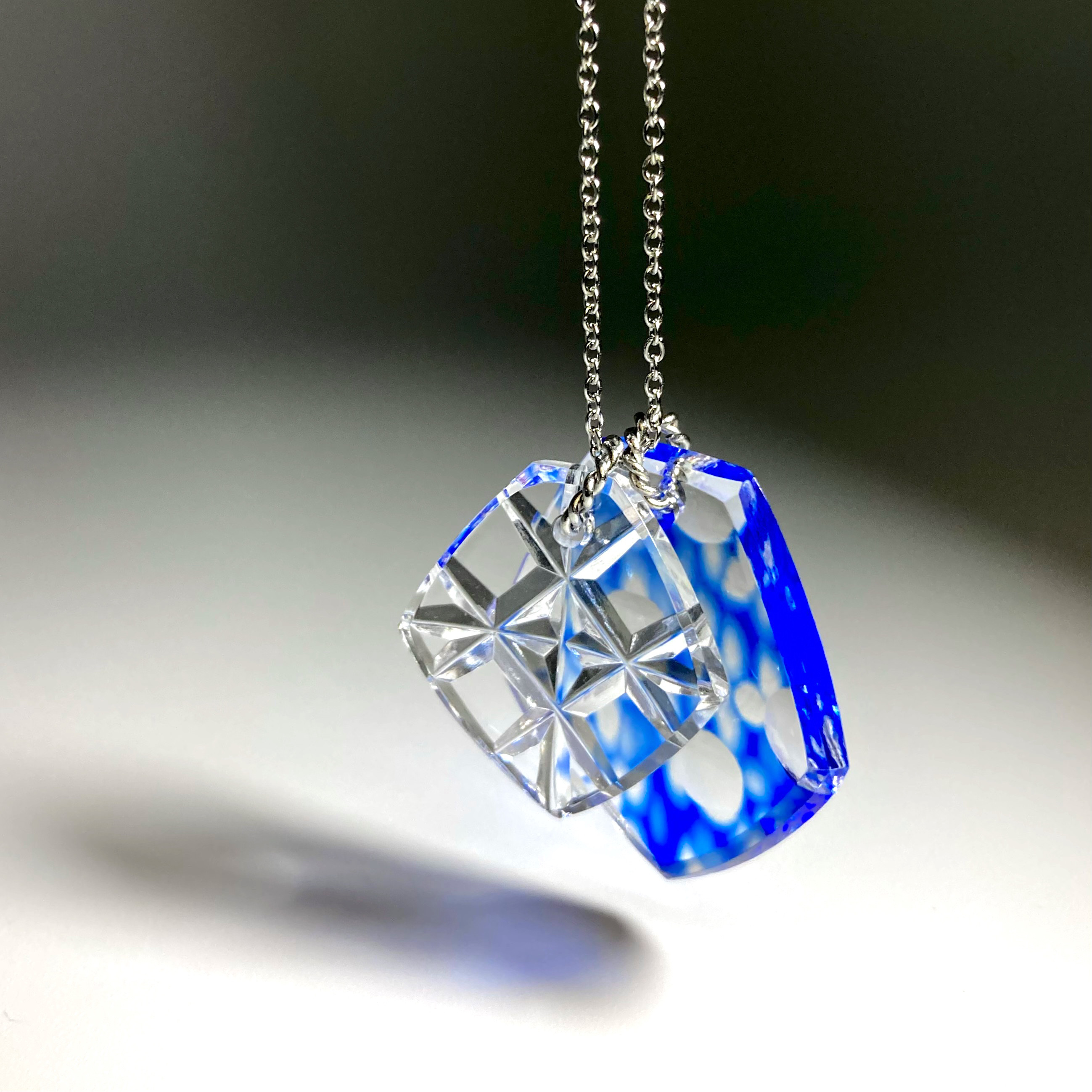 切子 クリスタル ネックレス