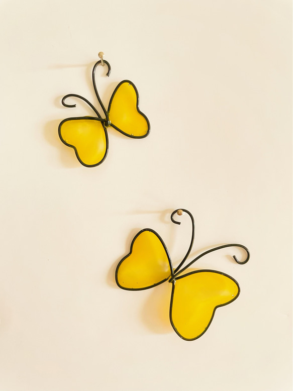 小さな蝶々とハートのフラワーリース♡︎ワイヤーアート 3枚目の画像