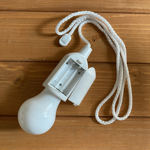 LitezAll - Pull String Battery Operated Light Bulb