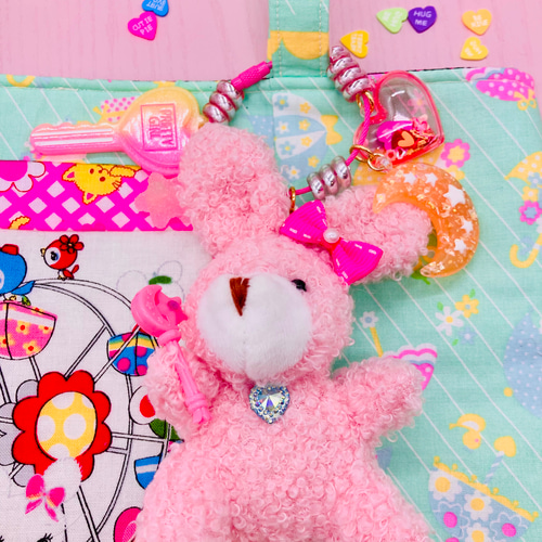 パープルくまちゃん☆じゃらじゃらキーホルダー 捻じ 