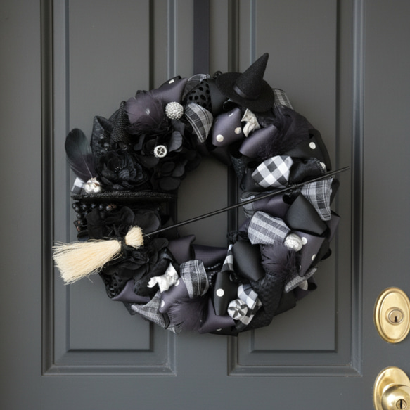 魔女なリース シルバー : 大人 シック ギフト ハロウィン ブラック