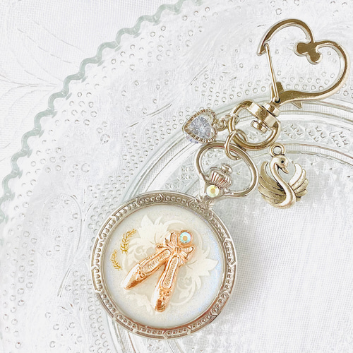 くるみ３点おまとめ⭐︎バレエバッグ、バレエキーホルダー、シルクドレス くるみ3点おまとめ⭐︎バレエバッグ、バレエキーホルダー