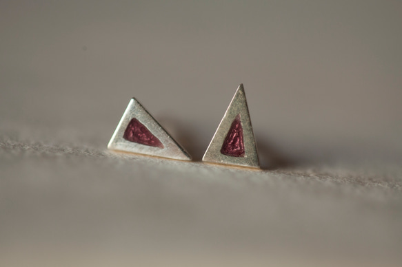[接單訂製]  純銀三角形珐瑯耳環 第8張的照片