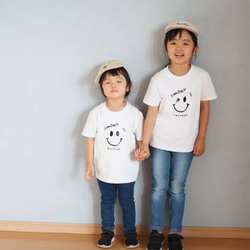 名入れ　オーダー　スマイル　Tシャツ　半袖　親子　出産祝い　リンクコーデ　双子コーデ　にこちゃん　名入れTシャツ　親子 5枚目の画像