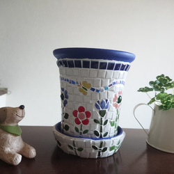 KOMOREBIの植木鉢(受け皿付) 1枚目の画像