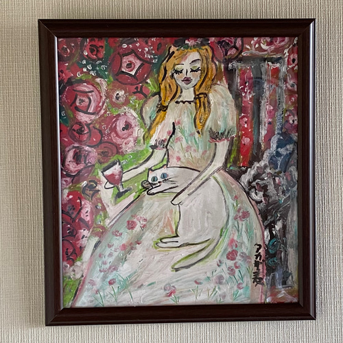 絵画 。壁掛け絵【美しい赤いバラ園でワインを飲みながら白い猫