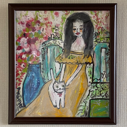 絵画 。壁掛け絵原画【フランス式庭園でシートの上に猫を抱いて花を ...