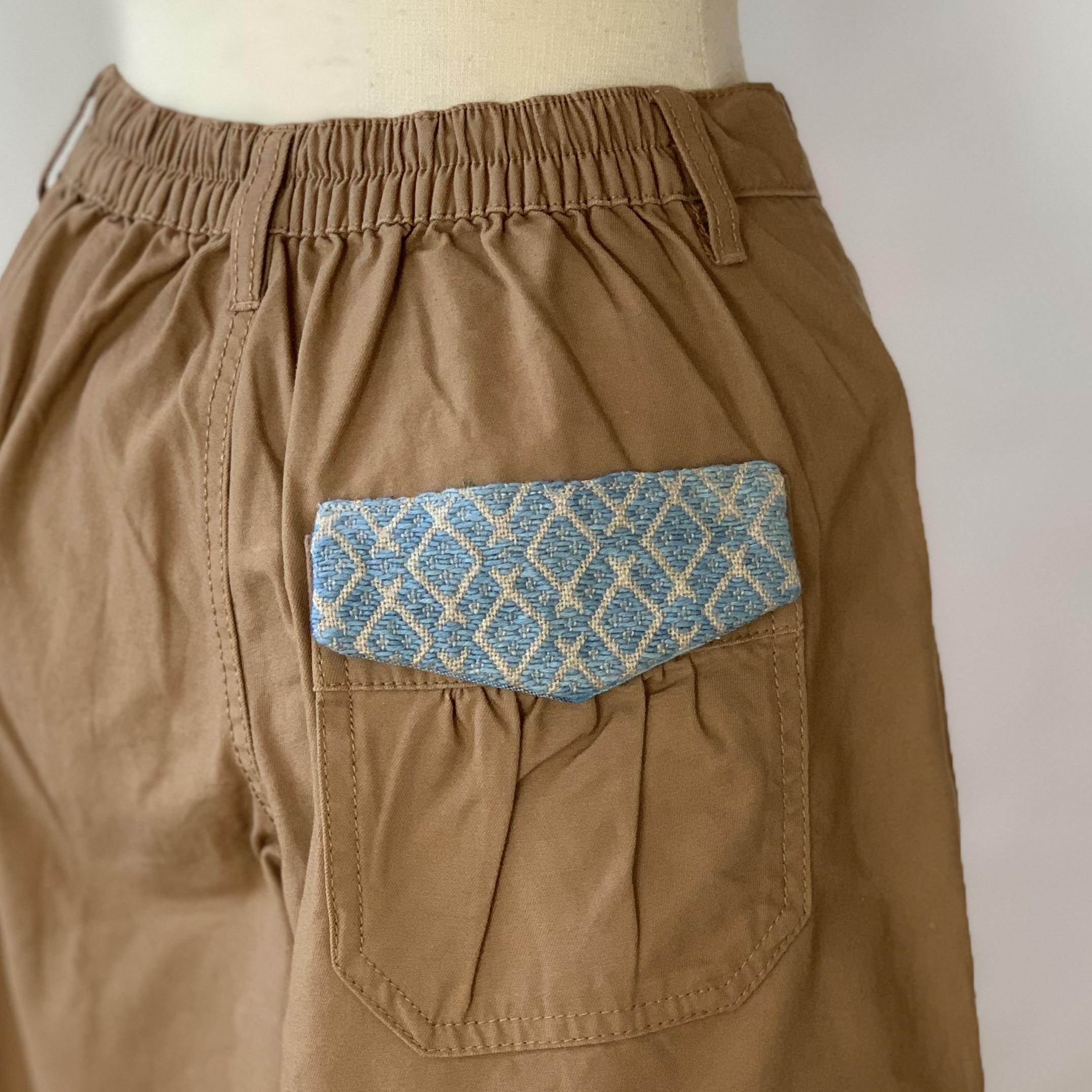 こぎん刺し　カーゴパンツ　ベージュ 9,120円
