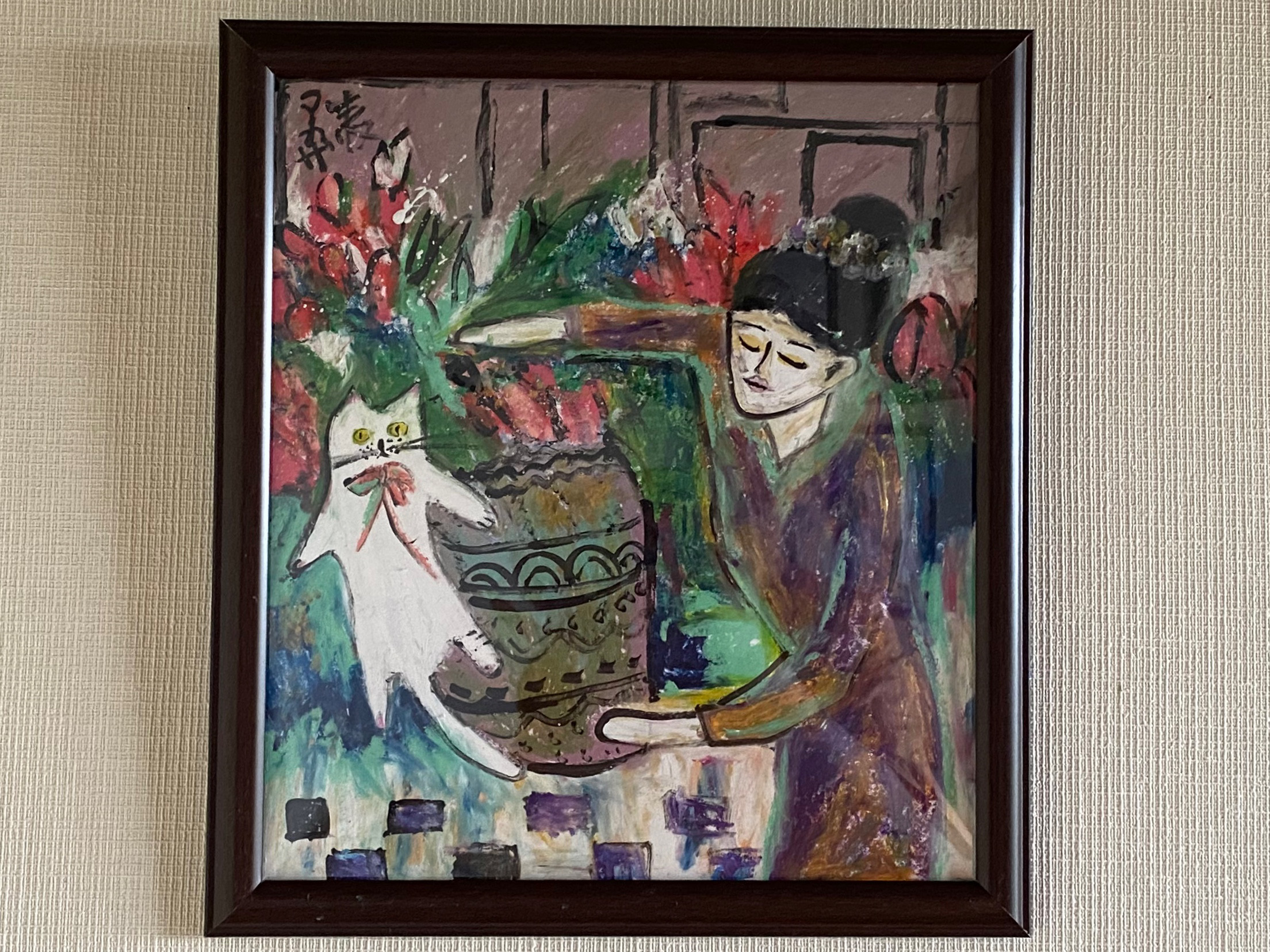 絵画。壁掛け原画【ピアノの部屋の椅子の上の白い猫と美しい花