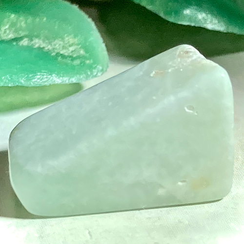 糸魚川 ✨ 翡翠 原石 ジェダイド タンブル 天然石 東洋占星術師