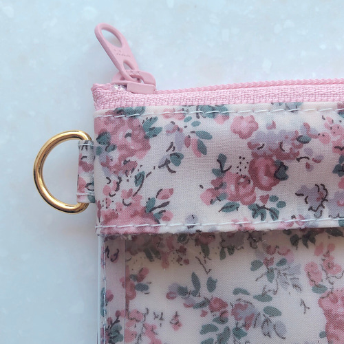 リバティ「ムーンモス」（クラシカルピンク）クリアフラットポーチ