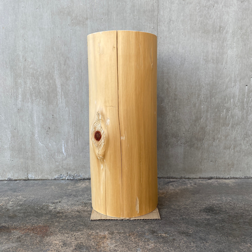 【ヒノキ切り株の造形的置物】テーブル 丸太 オブジェ サイドテーブル インテリア ヒノキ切り株の造形的置物】テーブル 丸太 オブジェ サイドテーブル