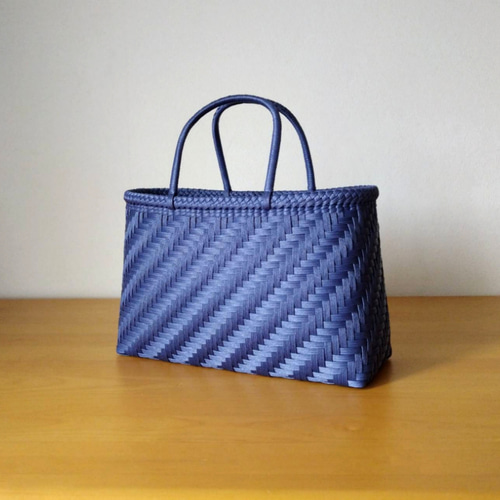 【新品】京都誂え　網代かごバッグ　布部分は正絹　あじろ⭐︎浴衣にも 新品】京都誂え 網代かごバッグ 布部分は正絹 あじろ⭐︎浴衣にも