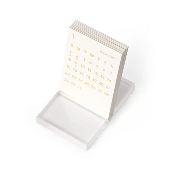 CLARA Desk Calendar 2023 White｜卓上カレンダー 1枚目の画像
