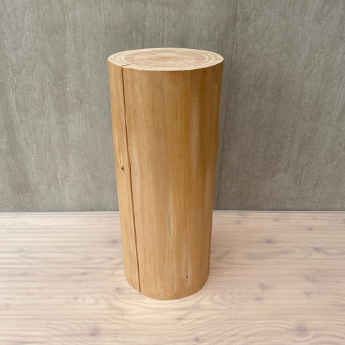 節の入ったヒノキの切り株の置物】ひのき アルコールスタンド 丸太