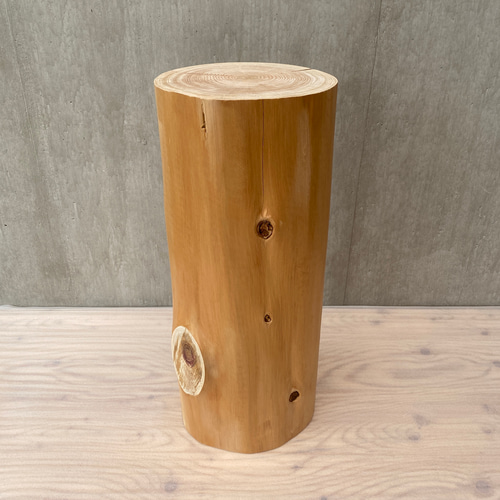 節の入ったヒノキの切り株の置物】ひのき アルコールスタンド 丸太