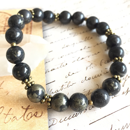 生身の人間からの邪気・邪念・生霊を跳ね返す✴︎ヒーラー・ライト