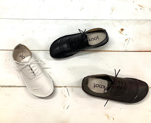 履いたそばから足に馴染む♪アウトステッチ袋縫いレースアップ オイルレザーTR-3200 1枚目の画像