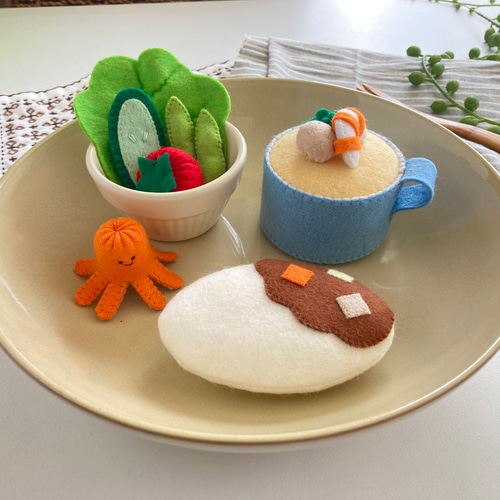 フェルトのお子様ランチおままごと/28個入り出産祝い/お誕生日に