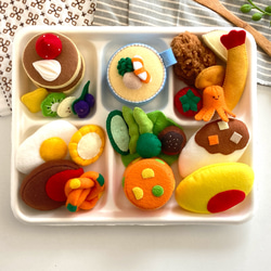 フェルトのお子様ランチおままごと/28個入り出産祝い/お誕生日に