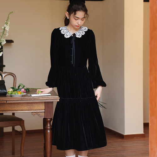 フレンチリネンフリル襟レースハイウエストワンピース。.＊ フレンチリネンフリル襟レースハイウエストワンピース。.＊ フレンチ