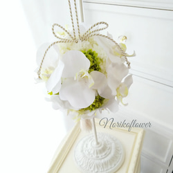 ボールブーケ　胡蝶蘭とマム　アーティフィシャルフラワー 高品質造花 　ウェディングブーケ　和婚 1枚目の画像