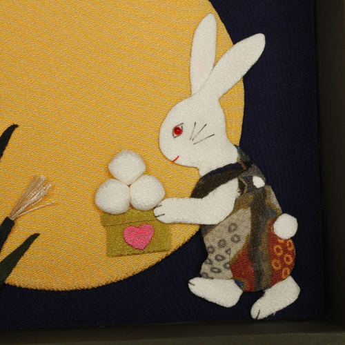 ヤトッチ　　お月見うさぎのミニロールカステラ 満月🌕×うさぎ🐰 『鎌倉五郎のお月見缶』誕生！ ふたつの“満月