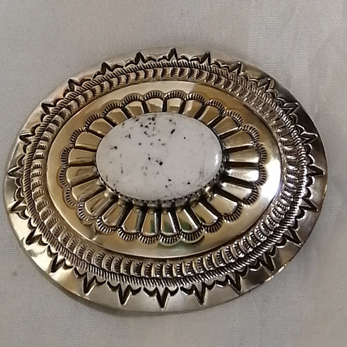 ホワイトバッファロー スターリングシルバー バングル ナバホ ナバホ族