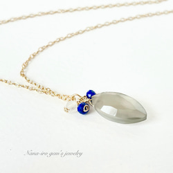 14kgf  gray moonstone × lapis necklace 1枚目の画像