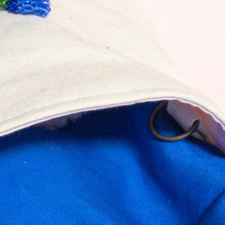 [送料無料]りんどうの立体ビーズ刺繍スマホポーチ 10枚目の画像