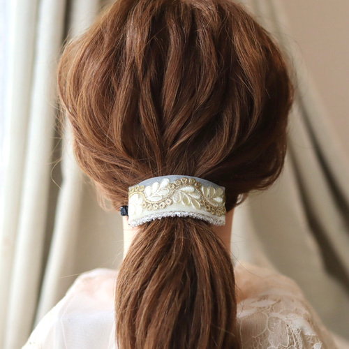 大人可愛いリボン半月アーチバナナクリップ☆レース刺繍リボン×ミンクファー 大人可愛いリボン半月アーチバナナクリップ☆レース刺繍リボン×ミンク