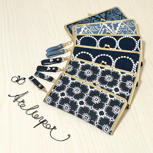 ☆ミナペルホネン☆symphony blackのがま口財布☆持手付 長財布
