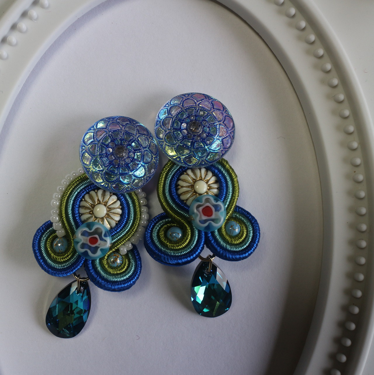 【Last one】ソウタシエ　soutache イヤリング or ピアス　チェコガラスボタン　ブルー系　青系