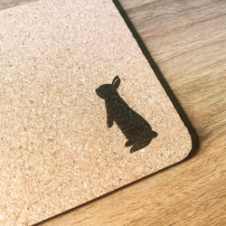 ウサギのコースター(コルク)【4枚セット】 4枚目の画像