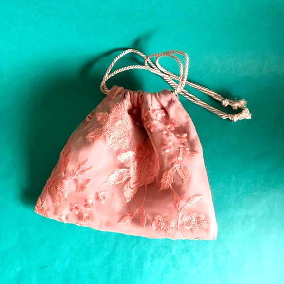 チュール巾着 インド刺繍生地 シースルー巾着 大人ピンクフラワー