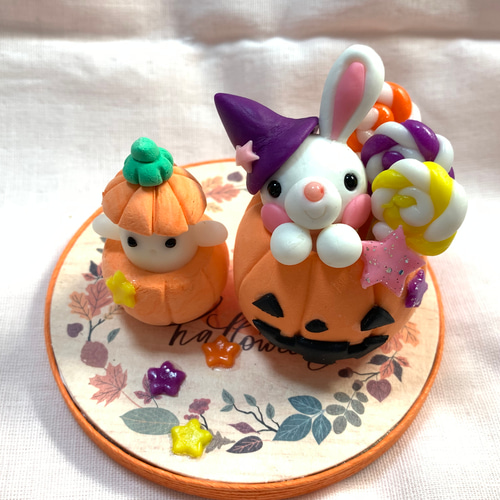 ☆ハロウィンのかぼちゃに入ったうさぎちゃん(受注生産) 樹脂