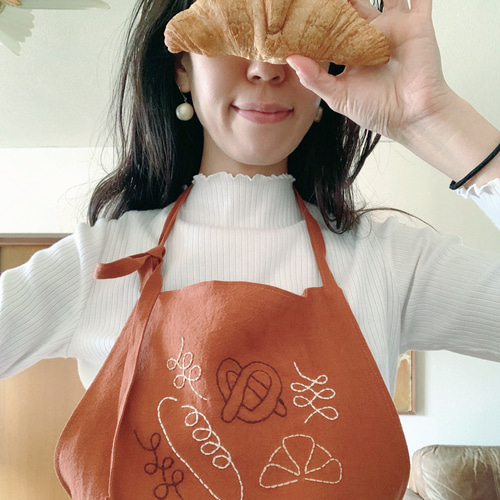 オリジナル刺繍エプロン「パンに恋して」レンガ エプロン lofty 通販