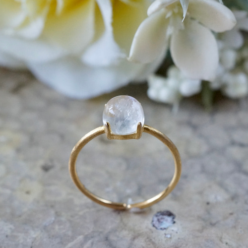 レインボームーンストーン 7号〜フリーサイズリング 18kgp（ヘアライン