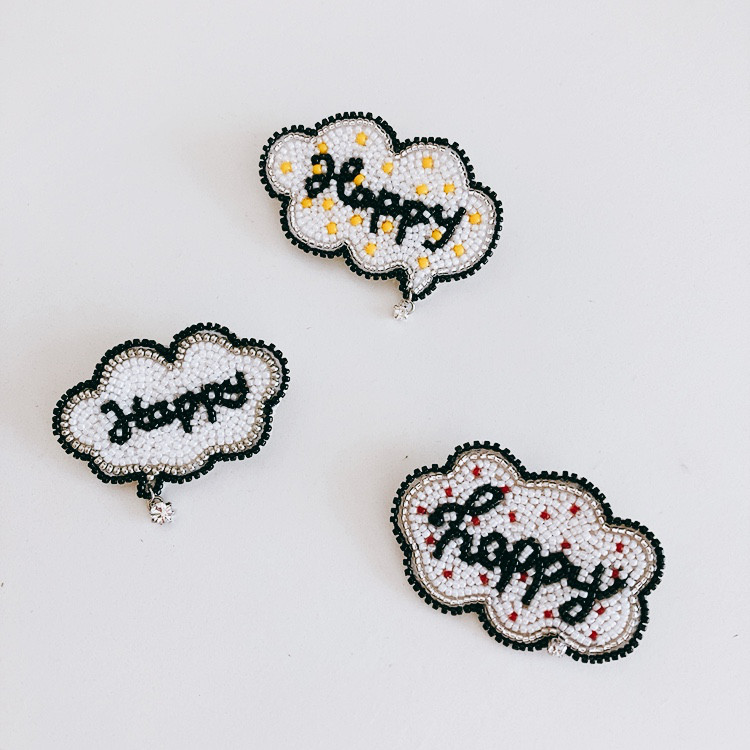 【オーダー制作】吹き出しブローチ happy ドット