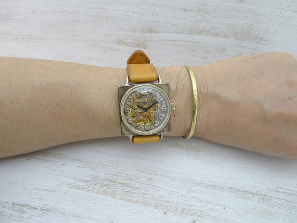BAM027 自動巻きBrass(真鍮)36mmスクエア 手作り腕時計 [BAM027 GD/CA手縫] 6枚目の画像
