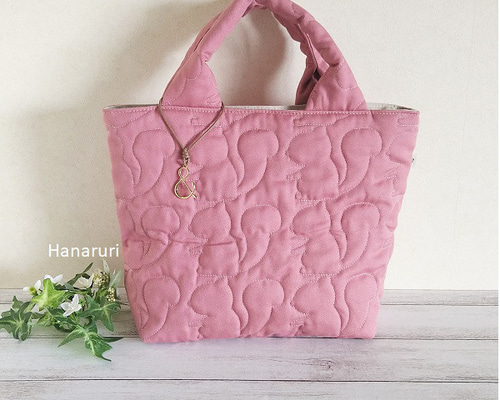 ★ハンドメイド★ ミニチュア トートバッグ ダーク ピンク チャーム付き ☆ハンドメイド☆ ミニチュア トートバッグ ダーク ピンク チャーム付き