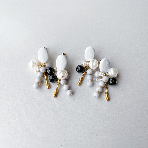 ポリマークレイ × ミックスビジュー costume jewelry ピアス -white- 12枚目の画像
