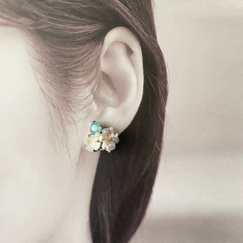ビジューイヤリング／ピアス イヤリング・ノンホールピアス Rose Color