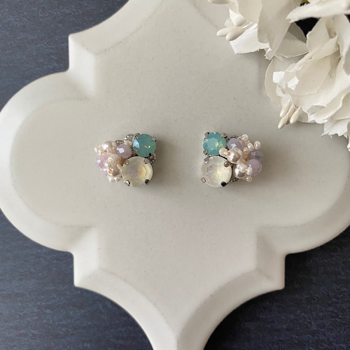 ビジューイヤリング／ピアス イヤリング・ノンホールピアス Rose Color