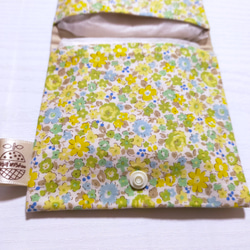 餐巾袋（2折） 可像手帕一樣攜帶，小花朵圖案，黃色 第3張的照片